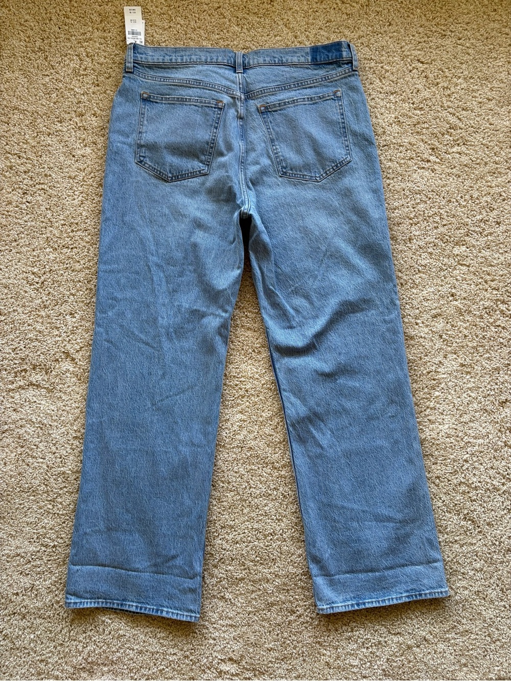 Abercrombie & Fitch The 90s Relaxed Jeans High Rise Light Wash 33 Long NWT - Picture 8 of 8